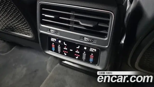 Audi Q8 2021 — ფოტო 3/34