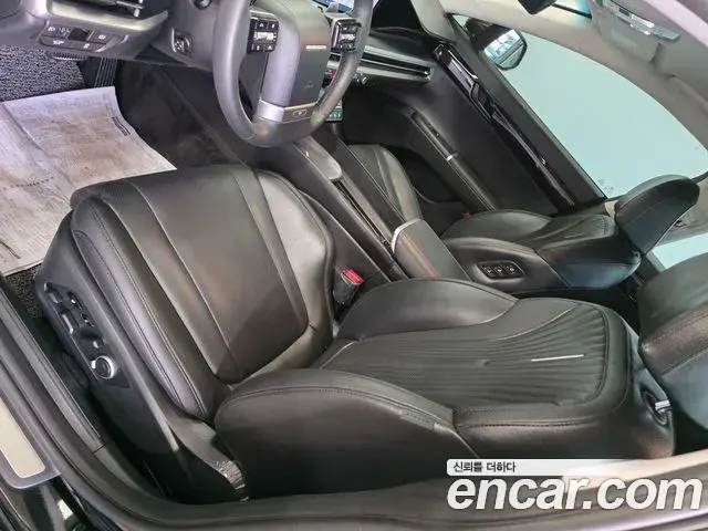 Hyundai Grandeur Hybrid 2024 — Photo 8/20