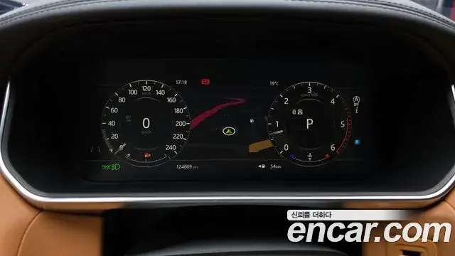 Land Rover Range Rover Sport 2018 — Фото 8/20