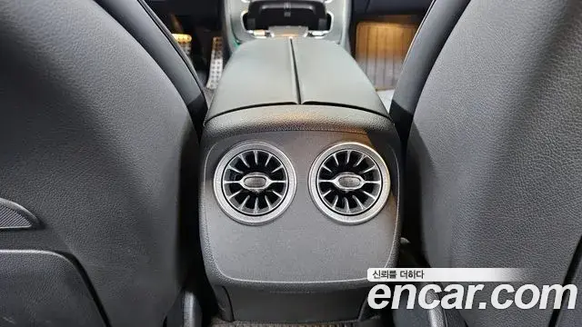 Mercedes-Benz CLS-Class 2022 — Photo 30/36