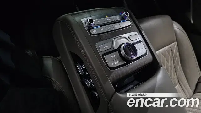 Kia The K9 2022 — ფოტო 22/34
