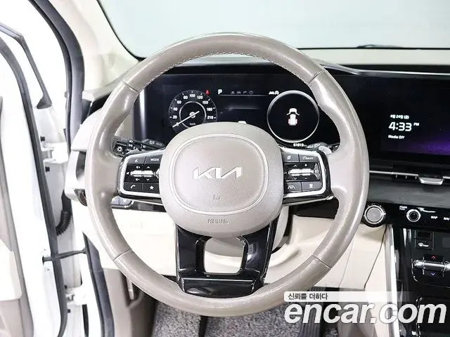 Kia Carnival 2022 — Фото 15/20