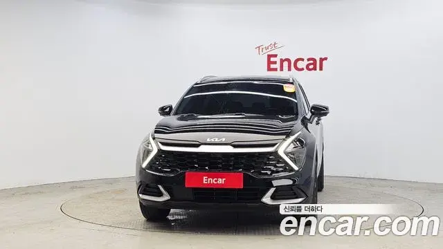 Kia Sportage 2023 — Şəkil 9/37