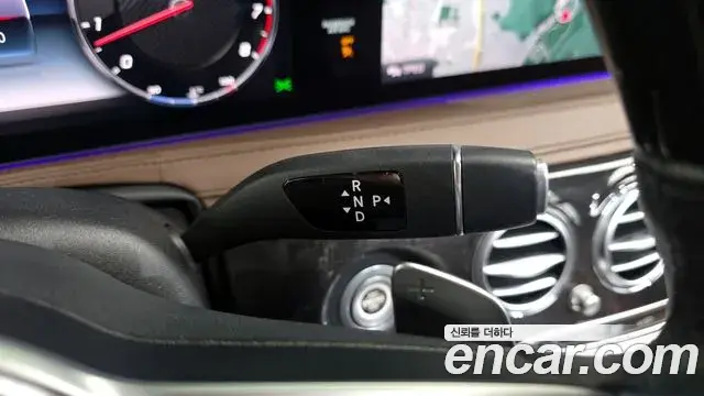 Mercedes-Benz S-Class 2019 — Photo 5/30