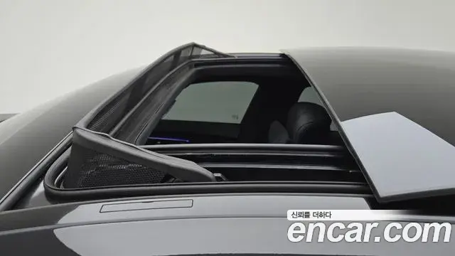Mercedes-Benz S-Class 2025 — Фото 12/17