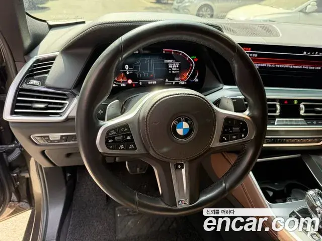 BMW X6 2020 — Photo 19/19