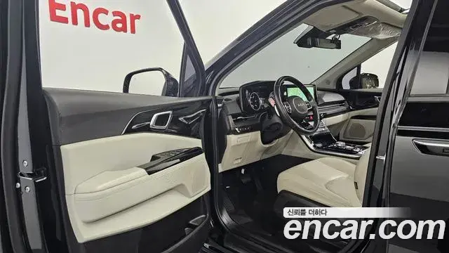 Kia Carnival 2022 — Photo 10/20