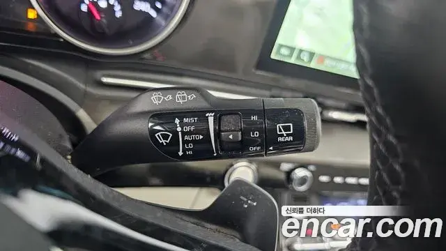 Kia Carnival 2022 — Photo 14/20