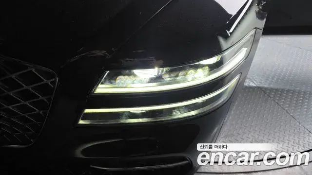 Genesis G80 2021 — ფოტო 24/32