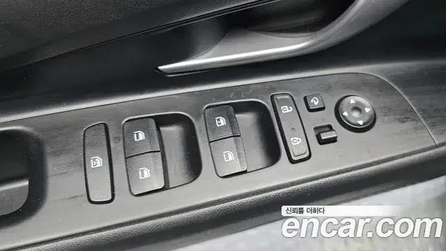 Hyundai The New Avante Hybrid 2021 — Şəkil 8/29