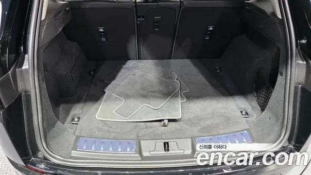 Land Rover Range Rover Evoque 2025 — Фото 20/20