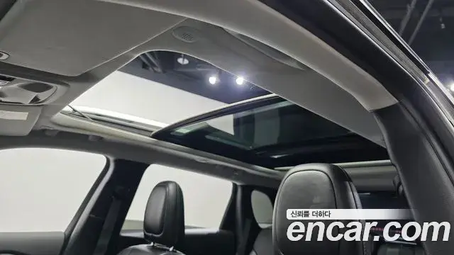 Jeep Cherokee 2021 — Şəkil 13/32