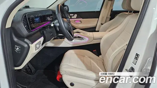 Mercedes-Benz GLE-Class 2025 — Фото 14/20