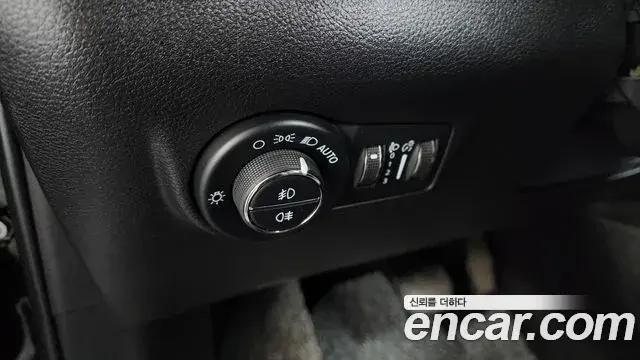 Jeep Compass 2022 — Photo 37/38