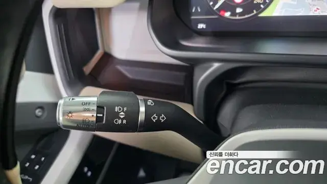 Land Rover Defender 2021 — ფოტო 27/38