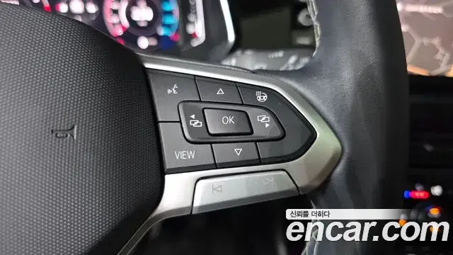 Volkswagen Jetta, 2023