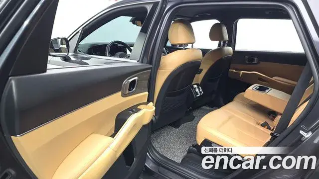 Kia Sorento 2021 — Фото 12/20