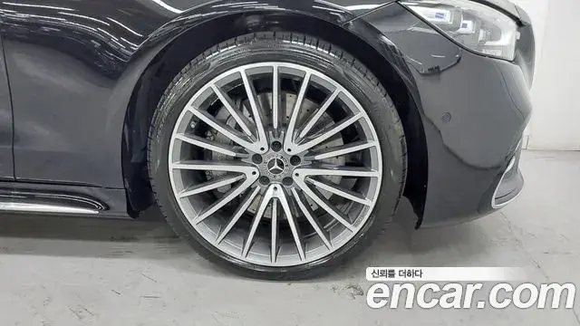 Mercedes-Benz S-Class 2025 — ფოტო 13/17