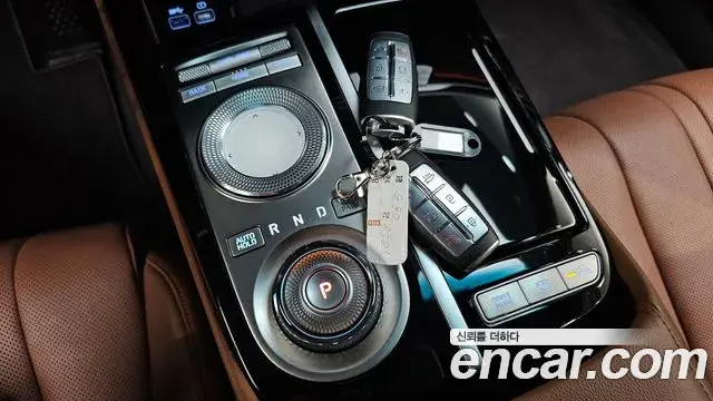 Genesis G80 2022 — ფოტო 18/34