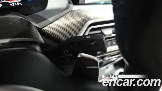 BMW X6 2023 — ფოტო 19/36