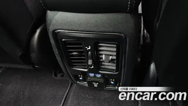 Jeep Grand Cherokee 2020 — Photo 3/35