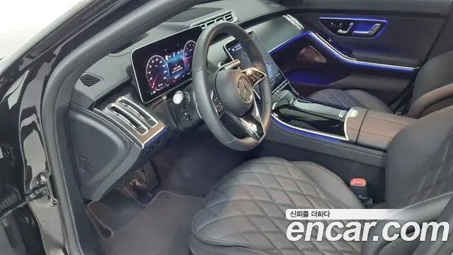 Mercedes-Benz S-Class 2025 — Photo 12/17