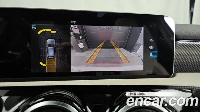 Mercedes-Benz A-Class 2019 — Photo 24/29