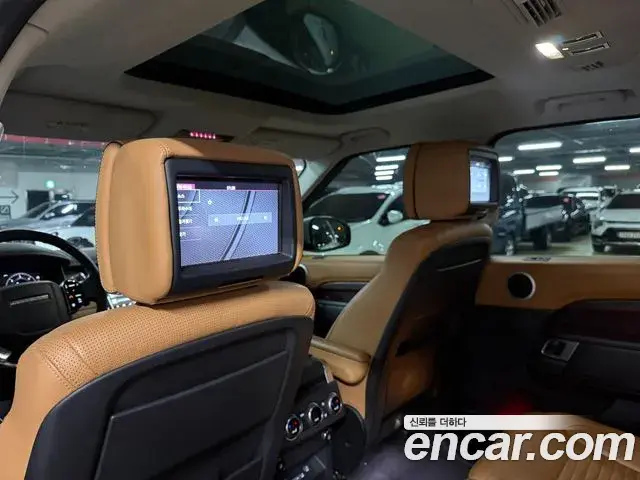 Land Rover Discovery 5 2019 — ფოტო 6/20