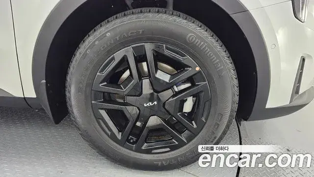Kia Sorento 2024 — Photo 4/36