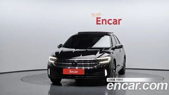 Volkswagen Jetta 2024 — Şəkil 11/29