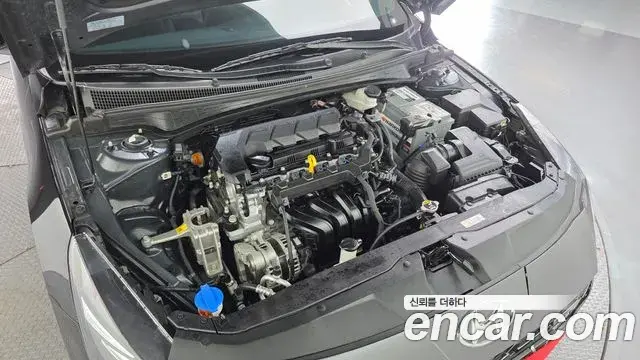 Hyundai The New Avante Hybrid 2022 — ფოტო 20/30