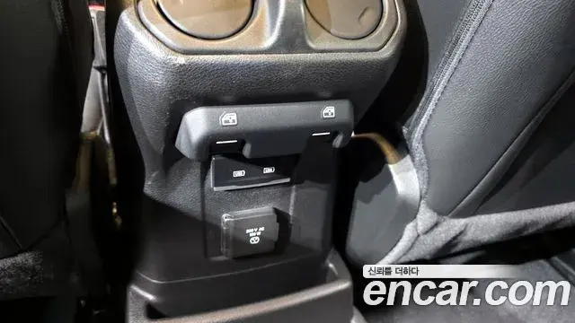 Jeep Wrangler 2022 — Şəkil 34/34