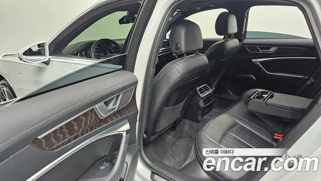 Audi A6 2022 — Şəkil 8/33