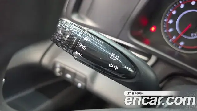 Hyundai The New Avante Hybrid 2022 — ფოტო 5/30