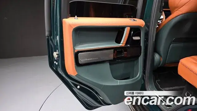 Mercedes-Benz G-Class 2020 — ფოტო 20/36