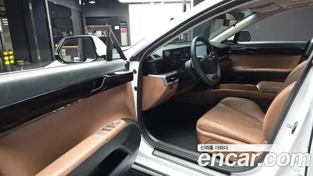 Hyundai Grandeur Hybrid 2023 — ფოტო 12/32