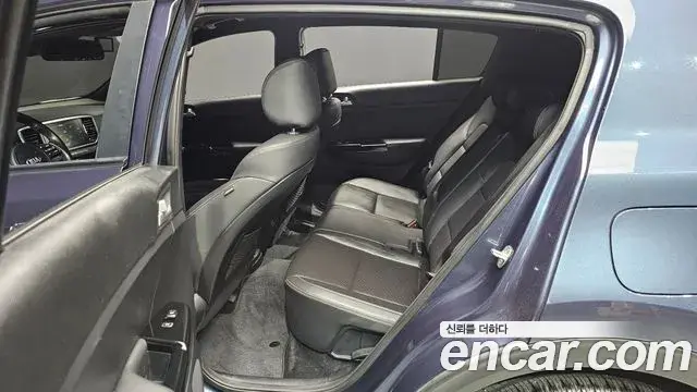 Kia Sportage The Bold 2019 — Фото 12/20