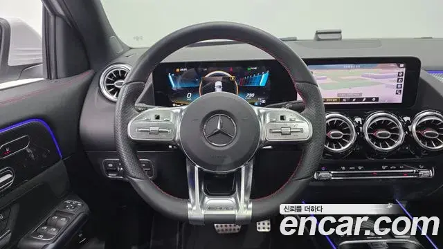 Mercedes-Benz GLA-Class 2021 — Фото 14/20