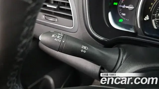 Renault Samsung QM6 2021 — ფოტო 19/32