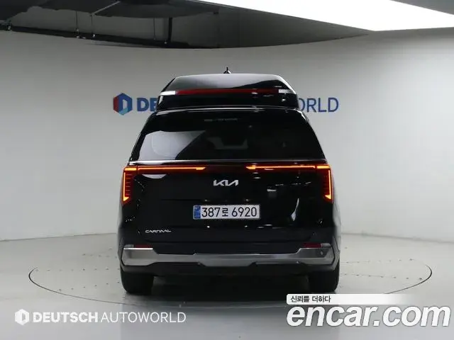Kia Carnival 2024 — Photo 3/20