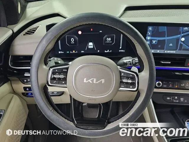 Kia Carnival 2024 — Photo 12/20