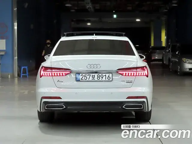 Audi A6 2019 — Photo 2/20