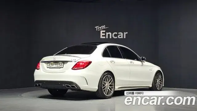 Mercedes-Benz C-Class 2018 — Фото 2/20