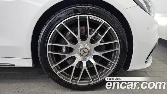 Mercedes-Benz C-Class 2018 — ფოტო 5/30