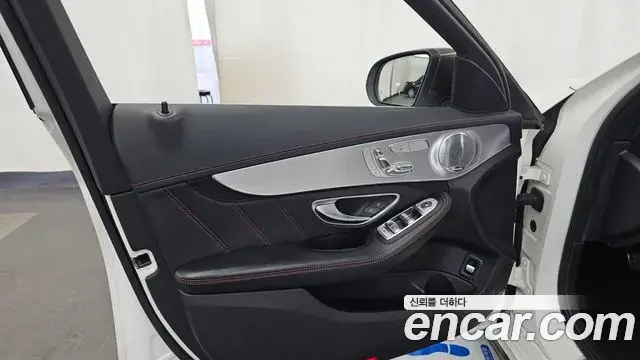 Mercedes-Benz C-Class 2018 — ფოტო 13/30