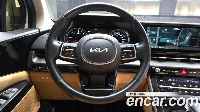 Kia Carnival 2021 — Фото 13/20