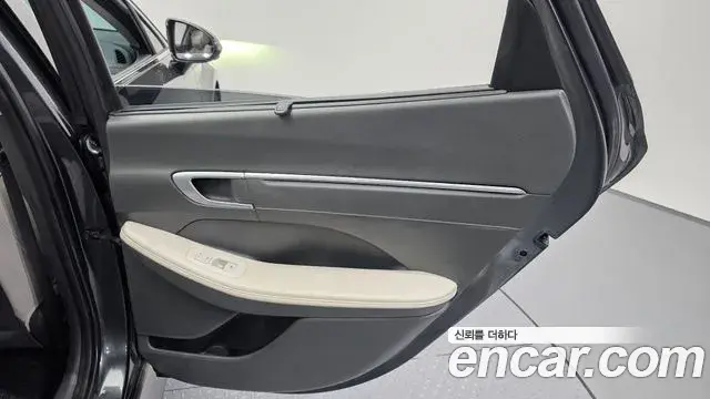 Hyundai Sonata Hybrid 2019 — ფოტო 6/35