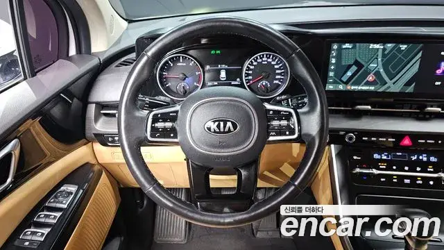 Kia Carnival 2020 — Фото 13/20