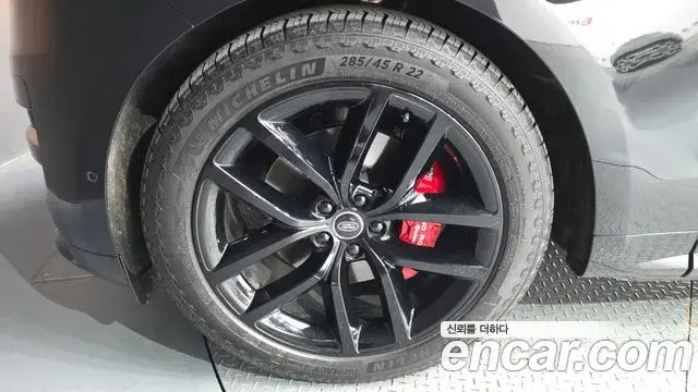 Land Rover Range Rover Sport 2025 — Photo 27/32