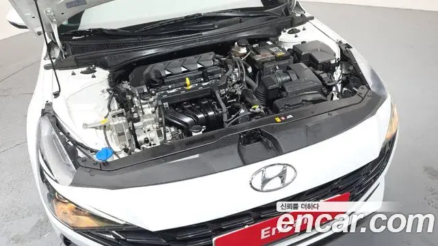 Hyundai Avante 2021 — Photo 6/20
